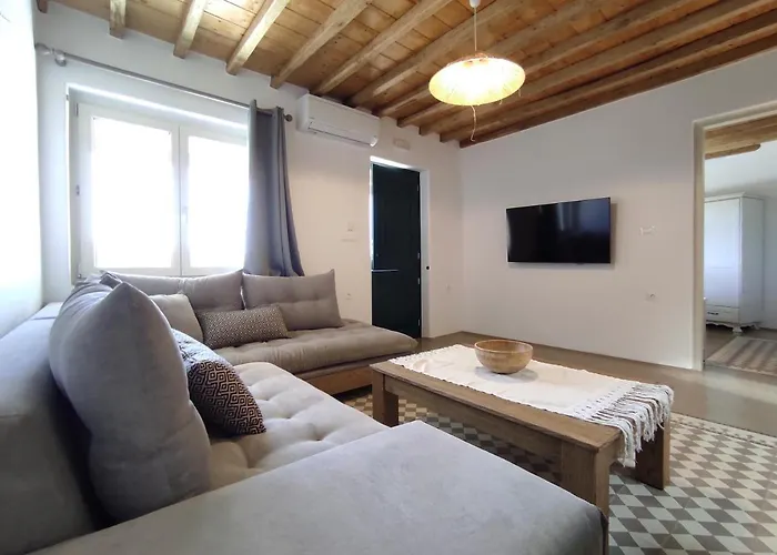 Traditional In Chora #6 * كيثنوس